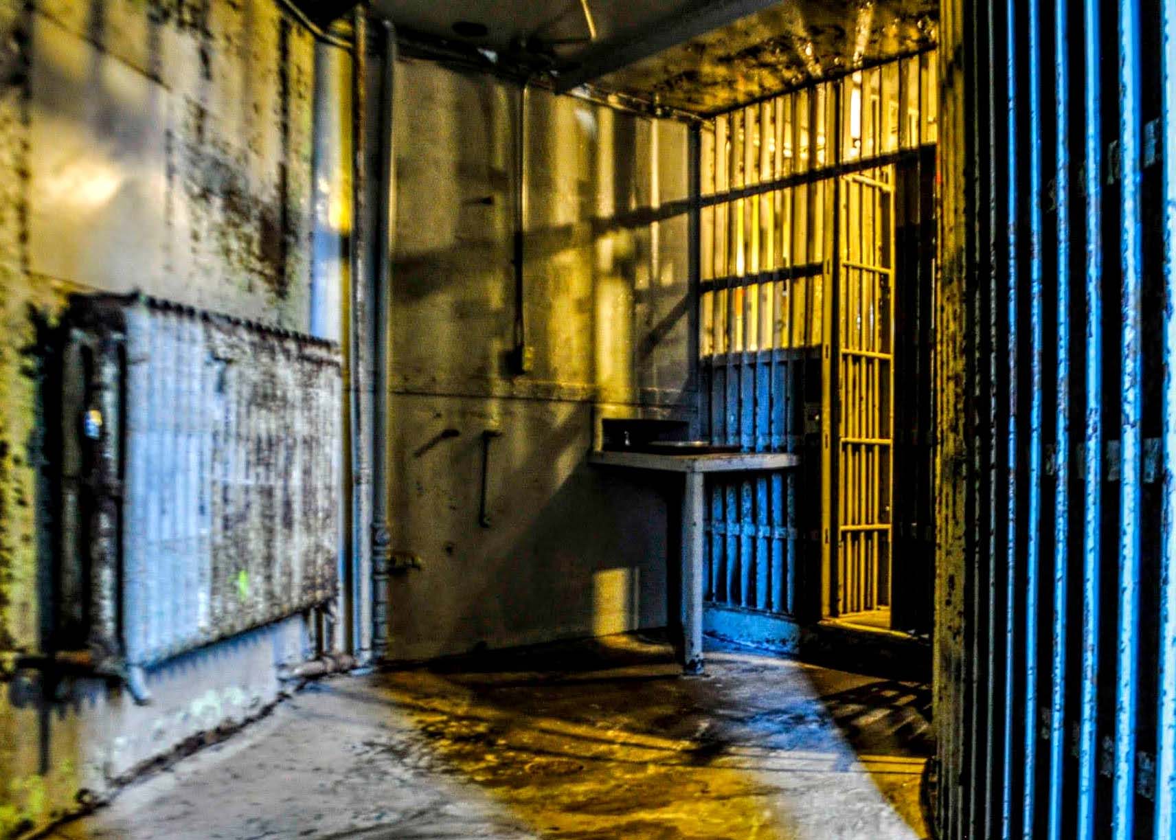 Squirrel Cage jail from FB